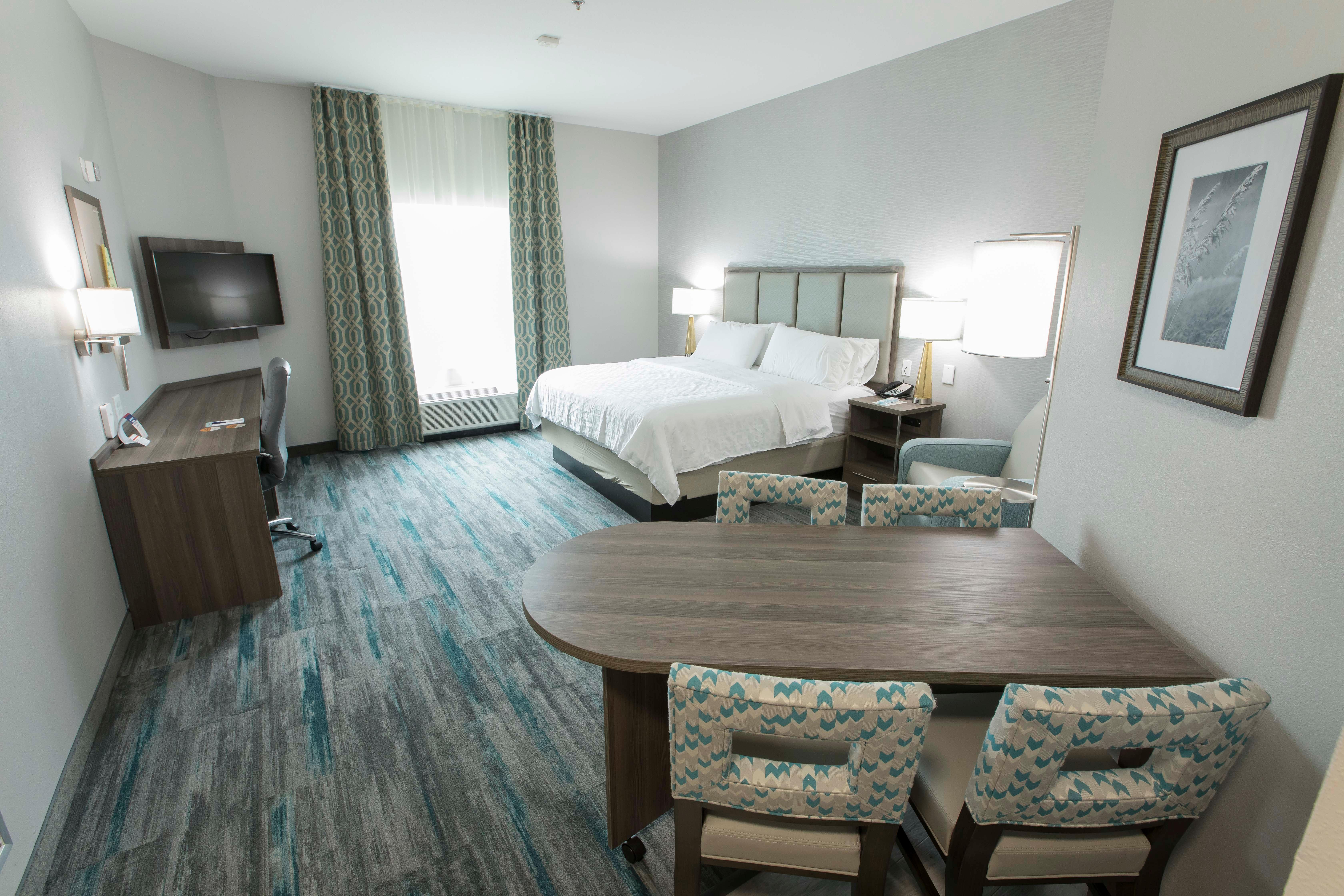 แคนเดิลวูด สวีท แมคโดเนาท์ Hotel แมคโดเนอ ภายนอก รูปภาพ